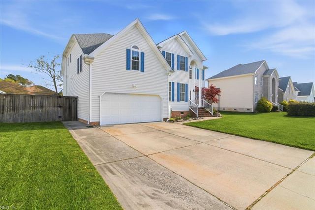 1639 Clearwater LN, Chesapeake, VA 23322