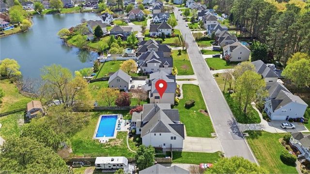 1639 Clearwater LN, Chesapeake, VA 23322