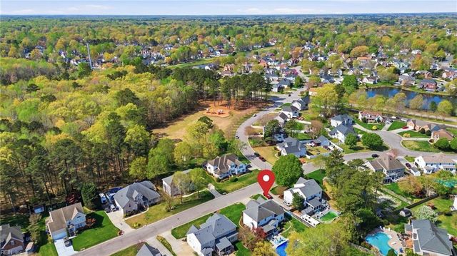 1639 Clearwater LN, Chesapeake, VA 23322