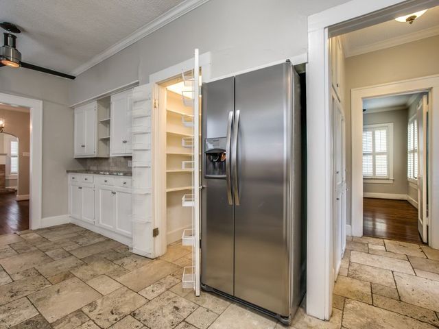 5606 Mercedes Avenue, Dallas, TX 75206