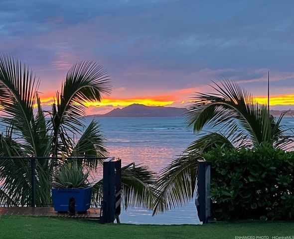 469 A Portlock Road, Honolulu, HI 96825
