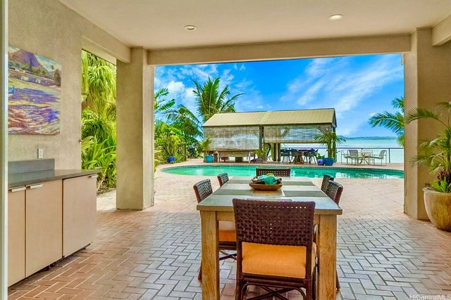 469 A Portlock Road, Honolulu, HI 96825