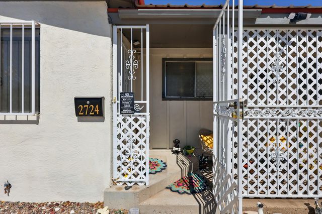 2724 PENNSYLVANIA Street NE, Albuquerque, NM 87110