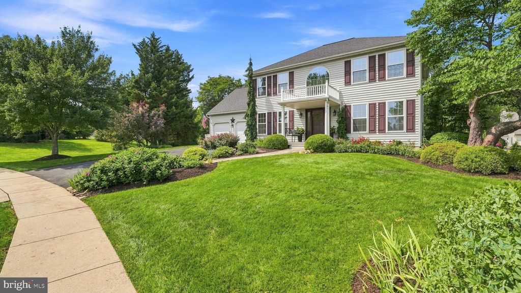 1082 KILE CIR, QUAKERTOWN, PA 18951 — exterior