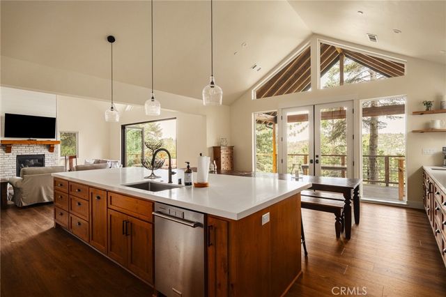 26910 Everest Road, Lake Arrowhead, CA 92352