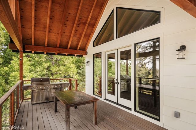 26910 Everest Road, Lake Arrowhead, CA 92352