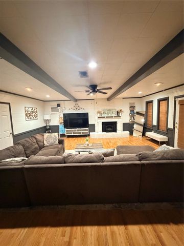 517 Temple Street, Woodville, TX 75979