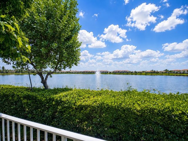 3382 W 114th Ter, Hialeah, FL 33018