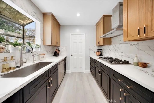 537 28th, Venice, CA 90291