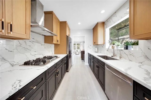 537 28th, Venice, CA 90291