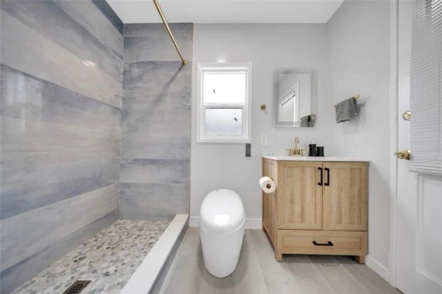 537 28th, Venice, CA 90291