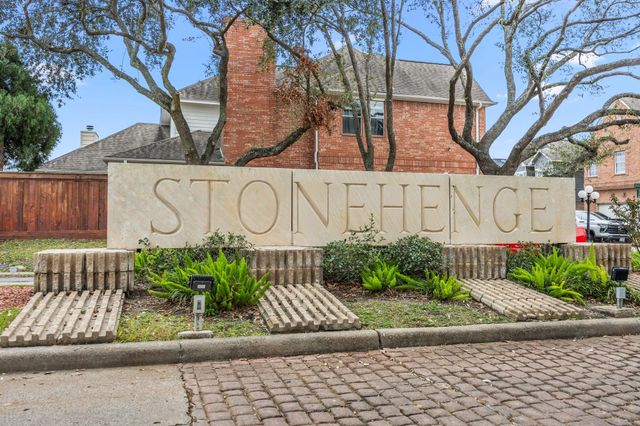 1513 Beaconshire Road, Houston, TX 77077