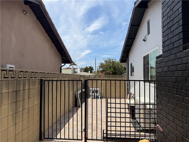 23608 Pineforest, Harbor City, CA 90710