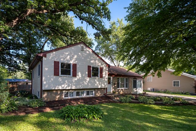 47 Briarcliff Road, Montgomery, IL 60538