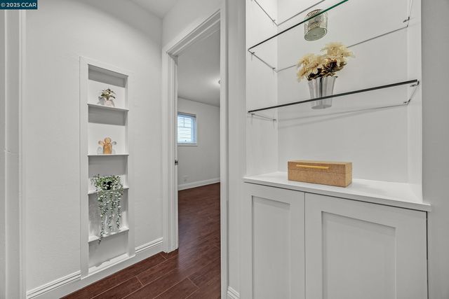 971 W Green St, Martinez, CA 94553