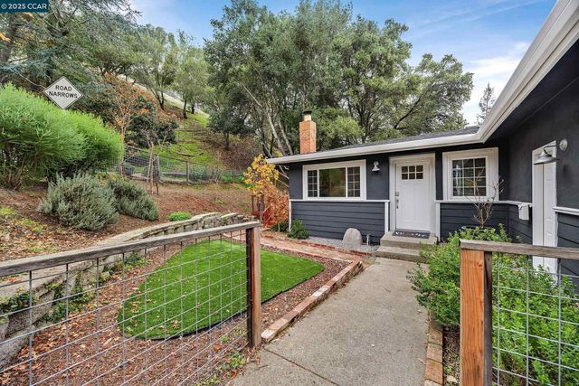 971 W Green St, Martinez, CA 94553