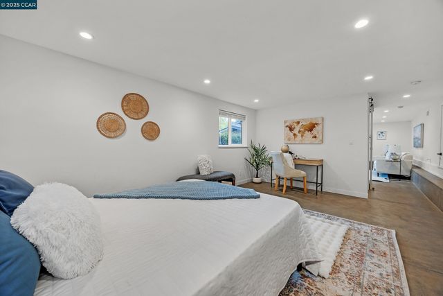 971 W Green St, Martinez, CA 94553