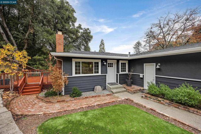 971 W Green St, Martinez, CA 94553