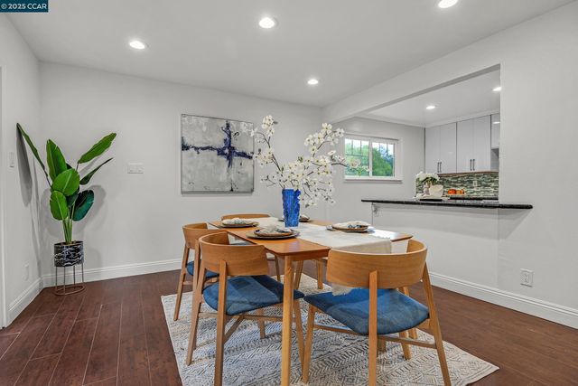 971 W Green St, Martinez, CA 94553