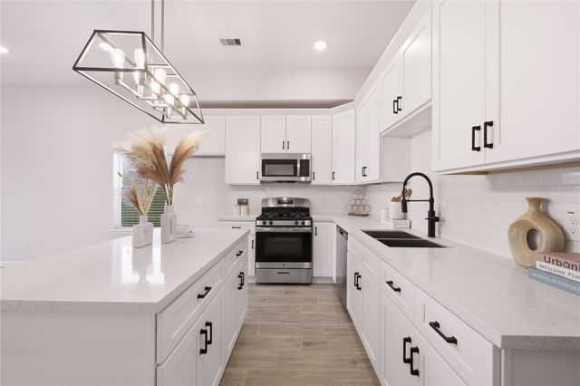 5915 Haight Street, Houston, TX 77028