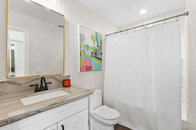 1280 Santa Fe Dr, Encinitas, CA 92024