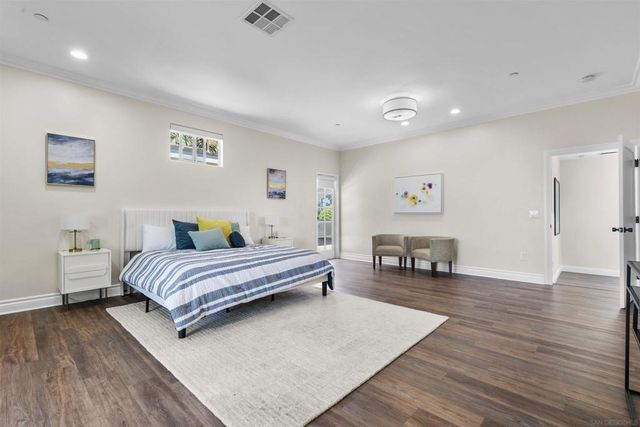 1280 Santa Fe Dr, Encinitas, CA 92024