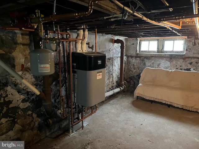 431 JUNIPER ST, York, PA 17401