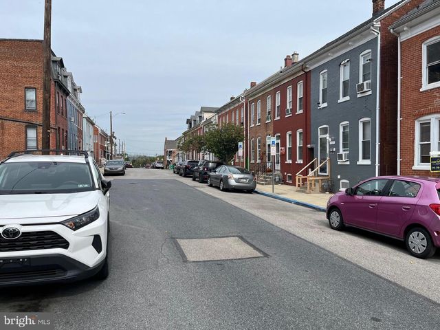 431 JUNIPER ST, York, PA 17401