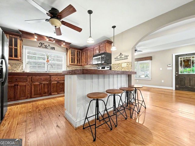 906 Cartersville Highway, Dallas, GA 30132