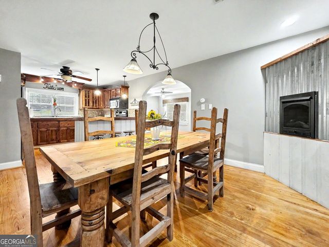 906 Cartersville Highway, Dallas, GA 30132