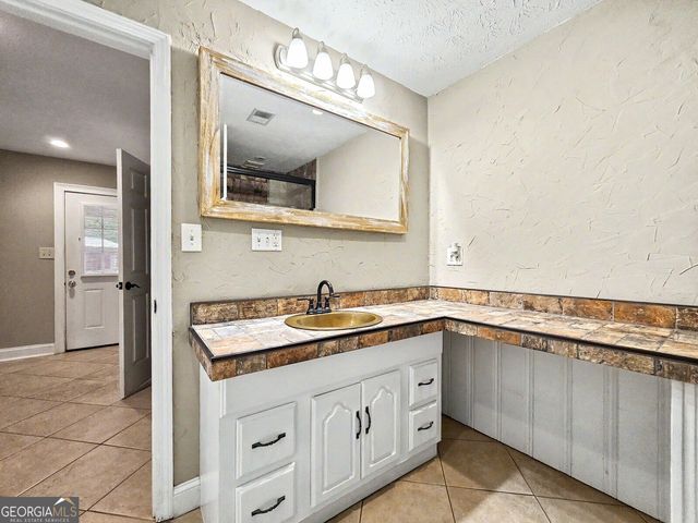 906 Cartersville Highway, Dallas, GA 30132