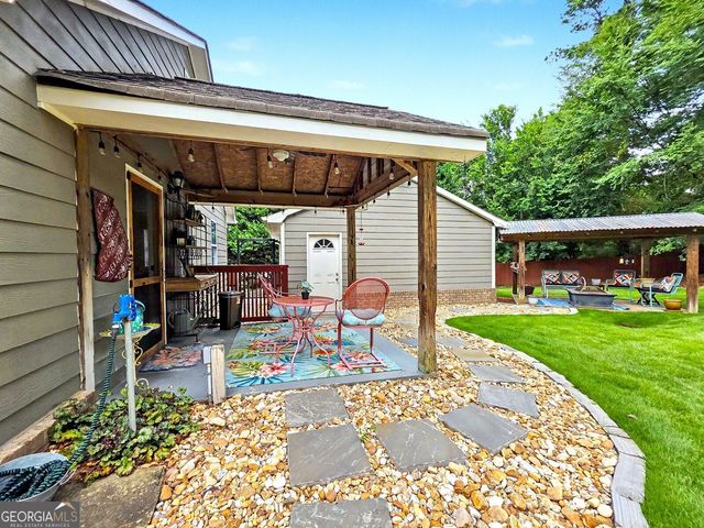 906 Cartersville Highway, Dallas, GA 30132