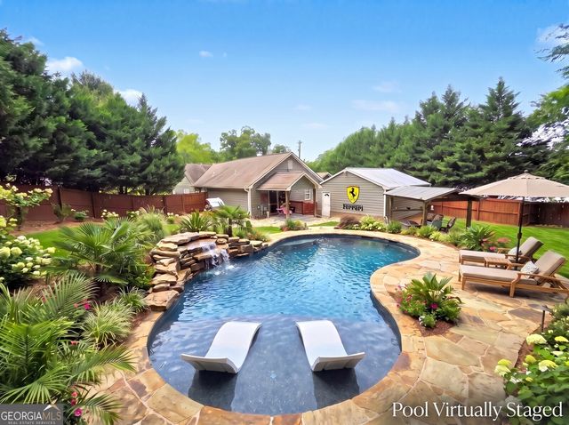 906 Cartersville Highway, Dallas, GA 30132