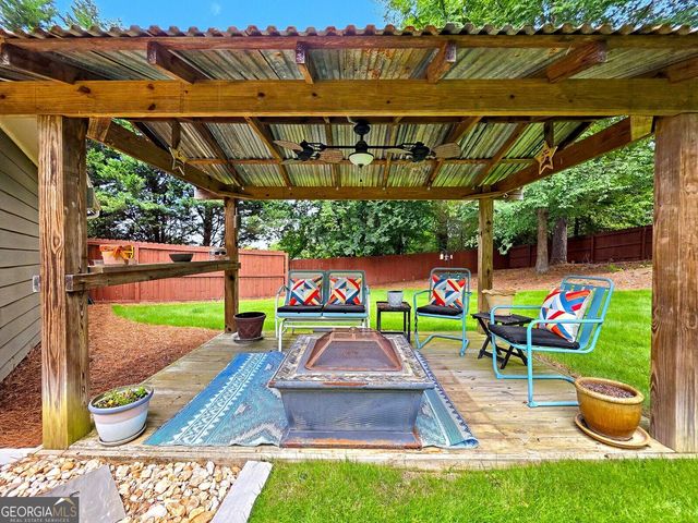 906 Cartersville Highway, Dallas, GA 30132
