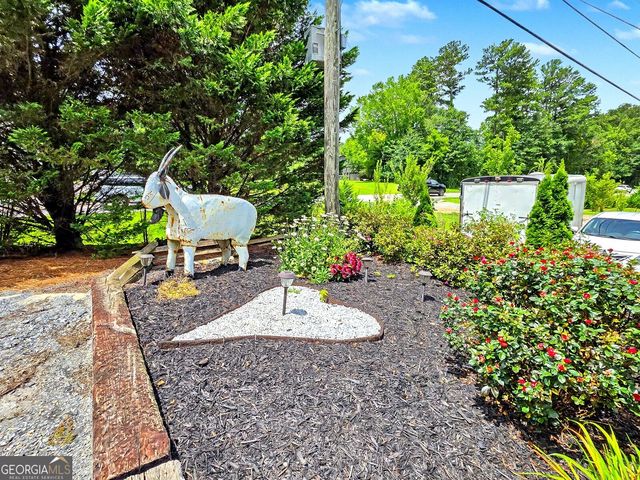 906 Cartersville Highway, Dallas, GA 30132