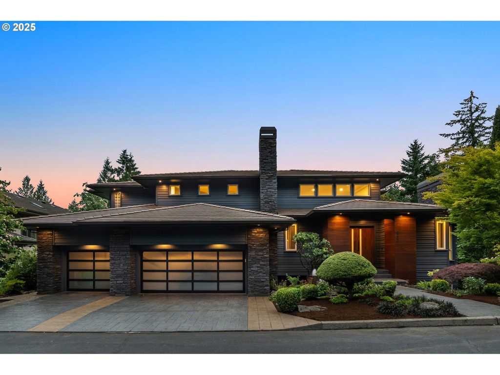 6280 Sw SHERIDAN St, Portland, OR 97225
