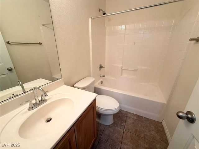 8874 Brindisi Park Avenue, Las Vegas, NV 89148