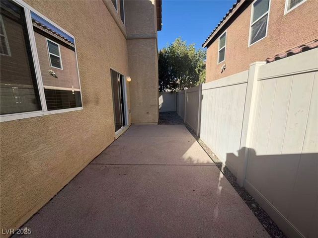 8874 Brindisi Park Avenue, Las Vegas, NV 89148