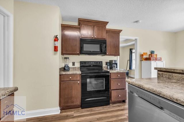 170 Cutters Gap SE, Ludowici, GA 31316