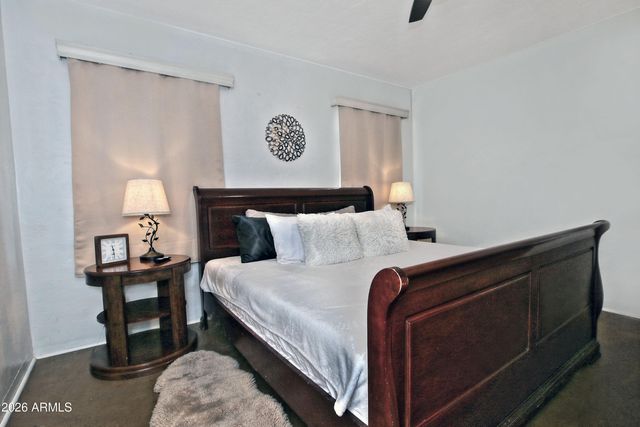 1923 W Earll Drive, Phoenix, AZ 85015
