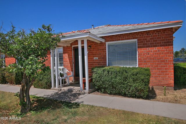 1923 W Earll Drive, Phoenix, AZ 85015