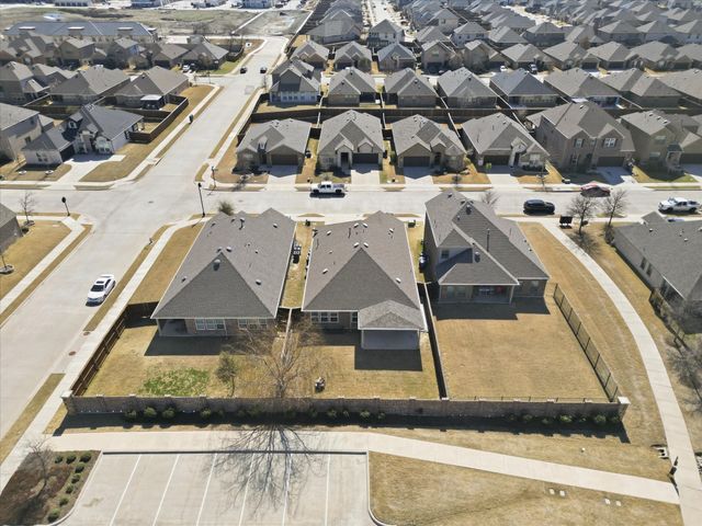 405 Tommie Lillian Lane, Celina, TX 75009