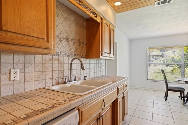 145 18th Avenue, Vero Beach, FL 32962