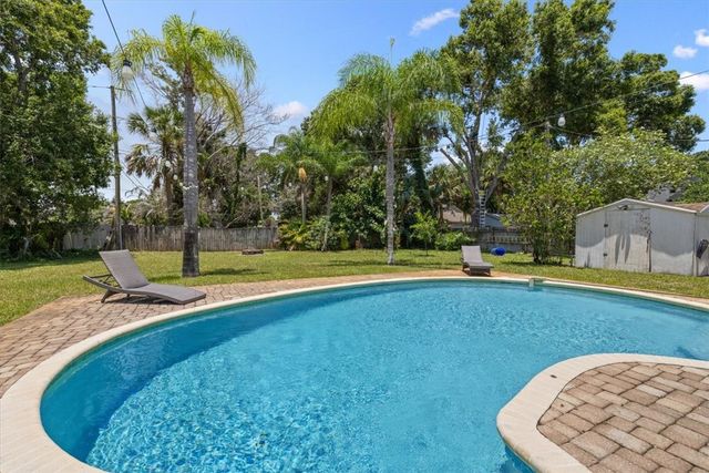 145 18th Avenue, Vero Beach, FL 32962