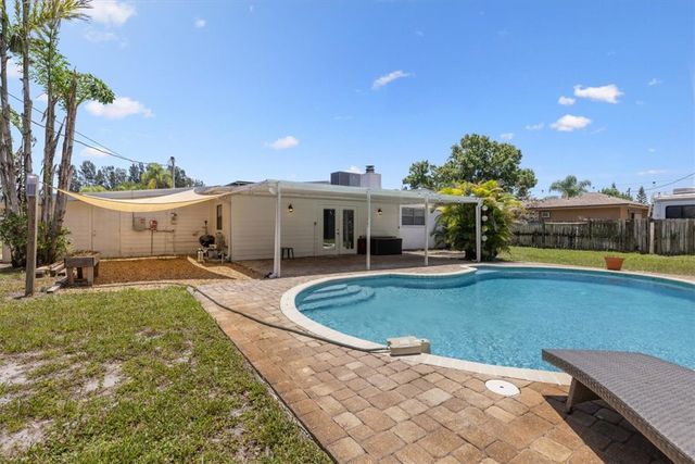 145 18th Avenue, Vero Beach, FL 32962