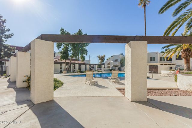 4730 W NORTHERN Avenue 1087, Glendale, AZ 85301