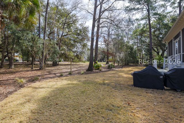 15 Sandy Hill Ln, Bluffton, SC 29909