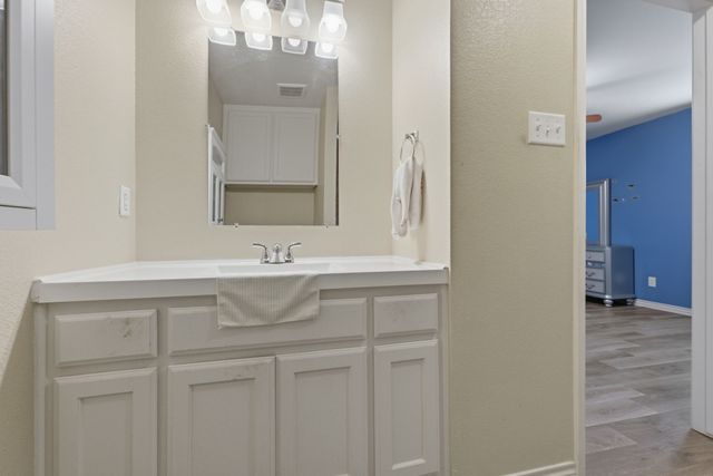 1502 SE 19th Avenue, Mineral Wells, TX 76067