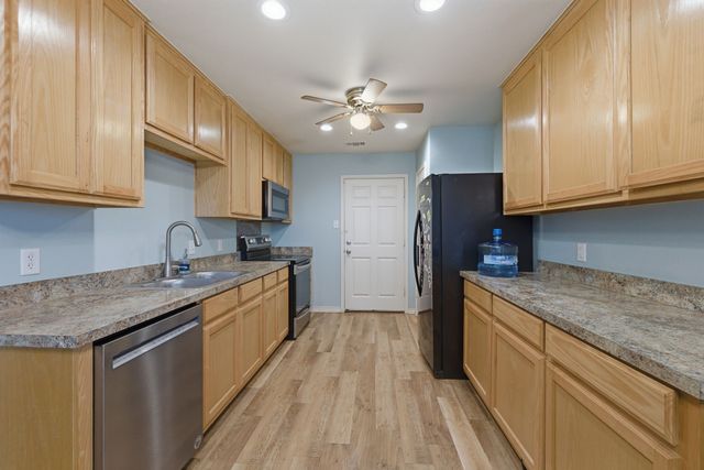 1502 SE 19th Avenue, Mineral Wells, TX 76067