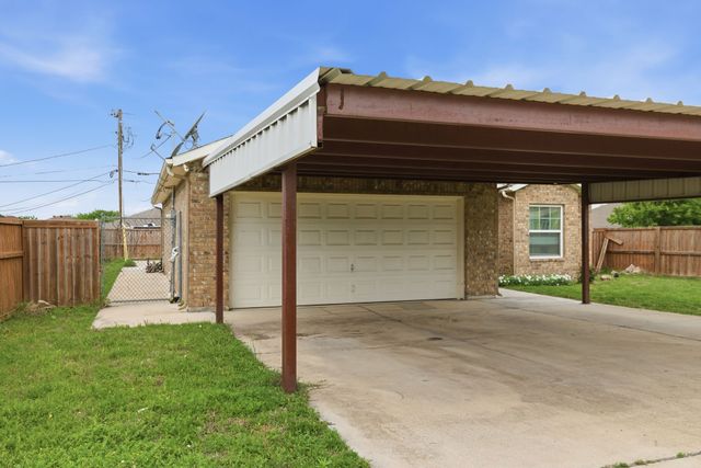 1502 SE 19th Avenue, Mineral Wells, TX 76067